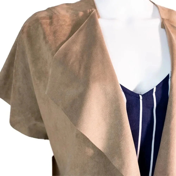 Chico's Tan Faux Suede Zippered Wrap Vest M - Picture 3 of 4